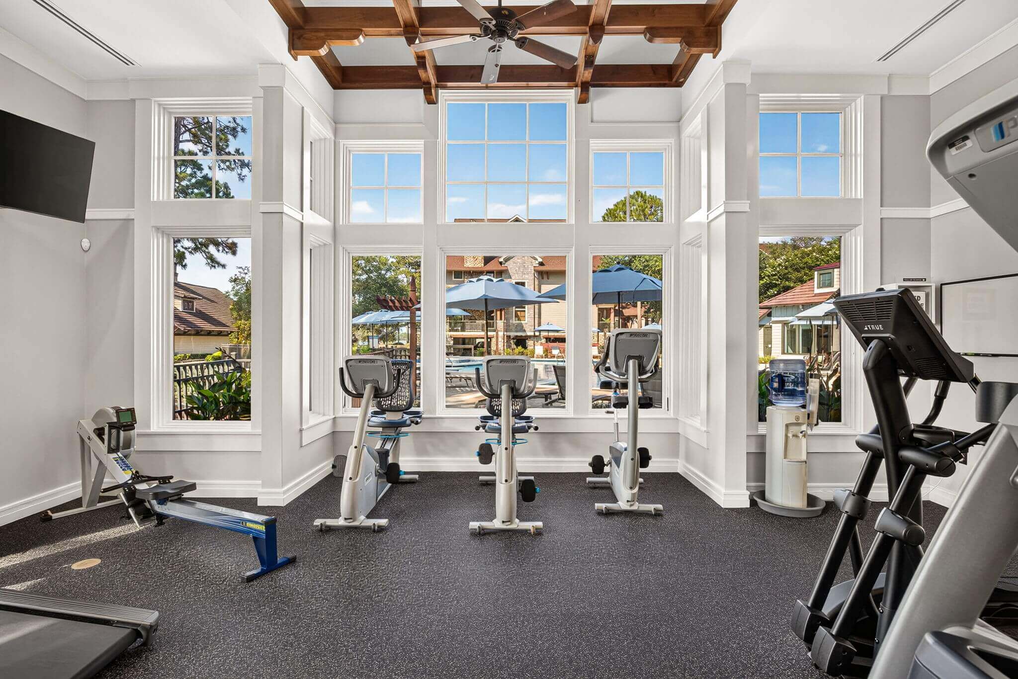 P41B_SO_fitness center west